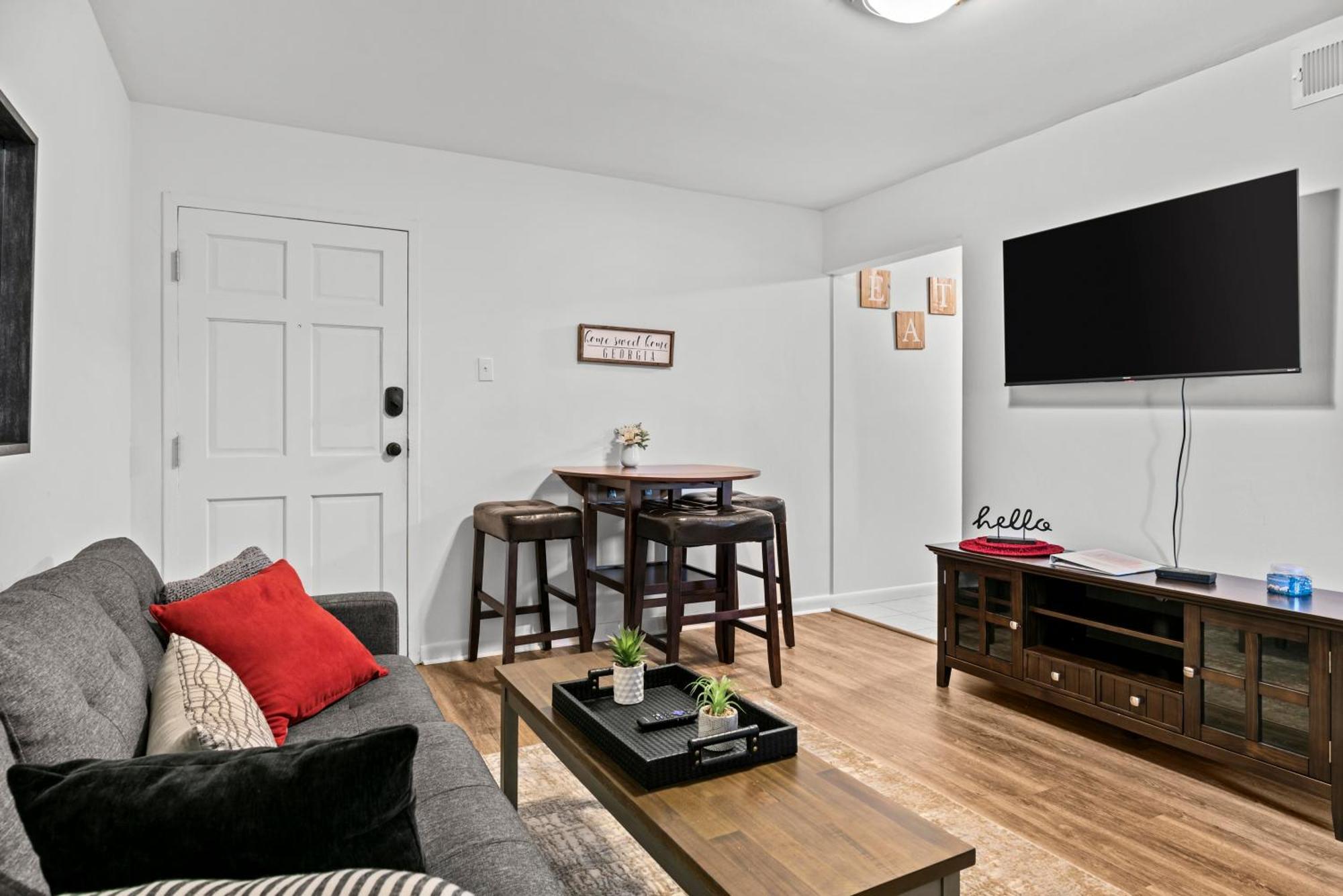 Classic City Getaway - 1 Mile Walk To Sanford Stadium! Athens Exteriér fotografie